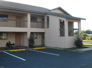 2221 E 5th St APT 24, Lehigh Acres, FL 33936