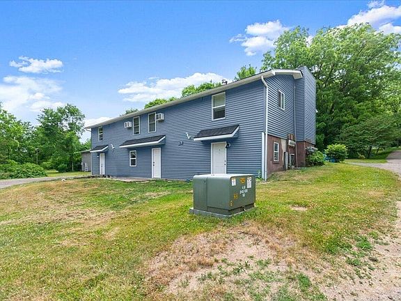 2nd image of 3622 Douglas Ave #3