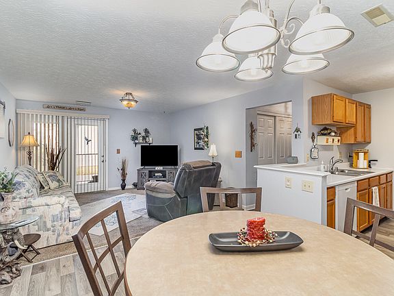 4th image of 10608 Christa Ct Unit 7