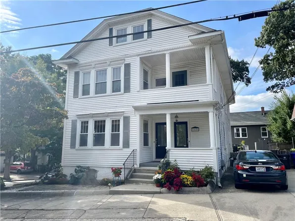 31-33 Blodgett Ave, Pawtucket, RI 02860