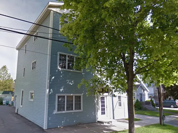 217 Saint John St, Fredericton, NB E3B 4B1