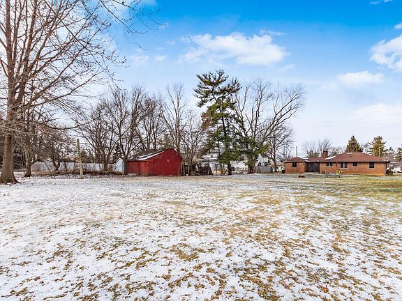 5th image of 4256 Hoover Rd