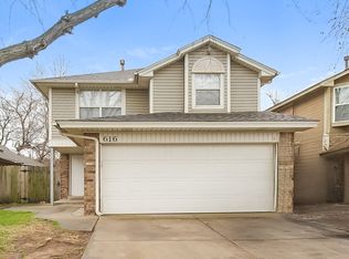 616 Stoneridge Dr, Moore, OK 73160