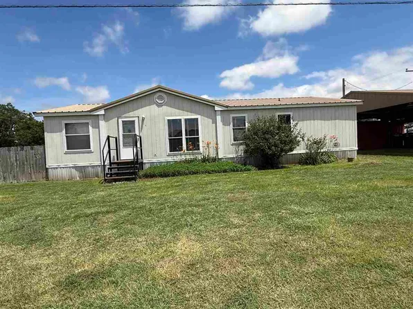 104 Monroe Ave, Chattanooga, OK 73528