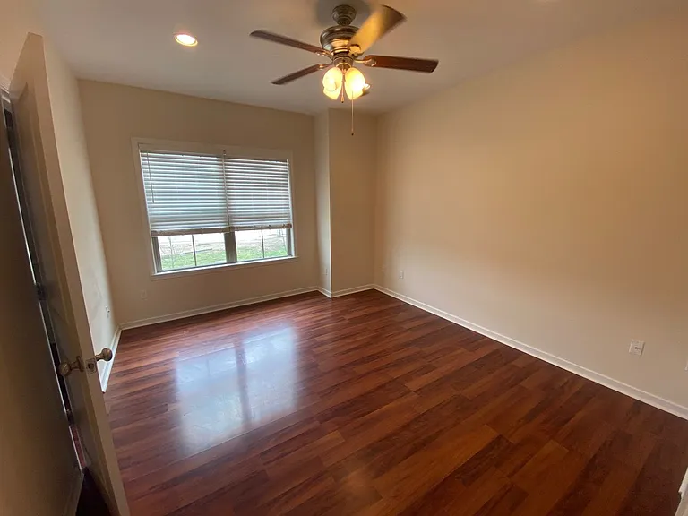 208 Caudill Dr — Photo 7