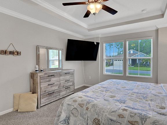 3rd image of 114 Spoonbill Cir