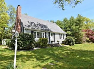 31 Standish Rd, Attleboro, MA 02703