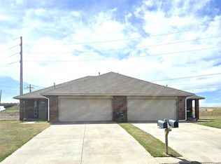 13 Lombardy Pl, Clinton, OK 73601