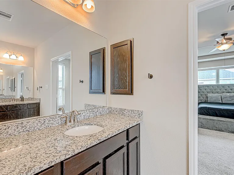 9526 Bonbrook Bend Ln — Photo 20