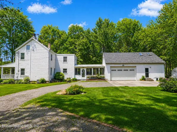 1566 Arthur Kill Rd, Staten Island, NY 10312