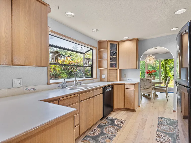 Riverview Dr NE — Photo 18