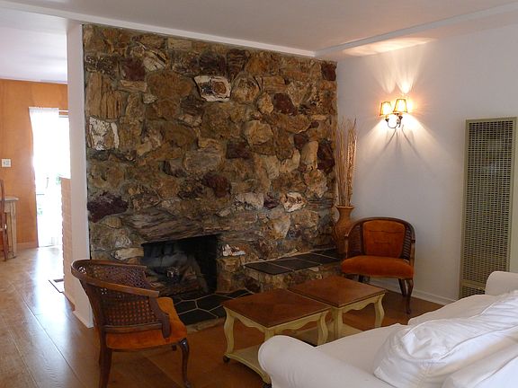 Gas fire place