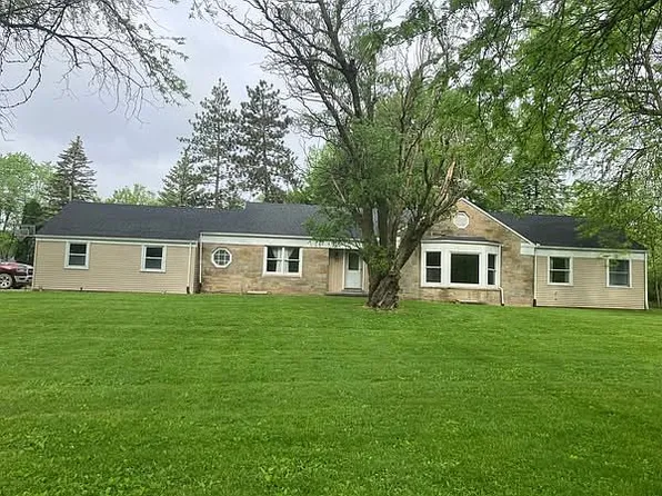 2914 Lamotte St, Marlette, MI 48453