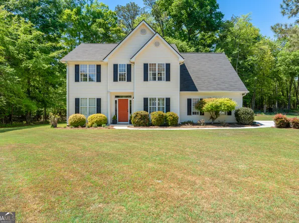 165 Swanson Valley Dr, Tyrone, GA 30290