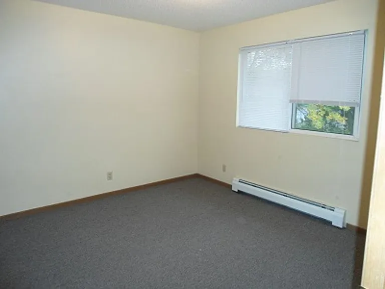 3325 Agin Ct NE — Photo 6