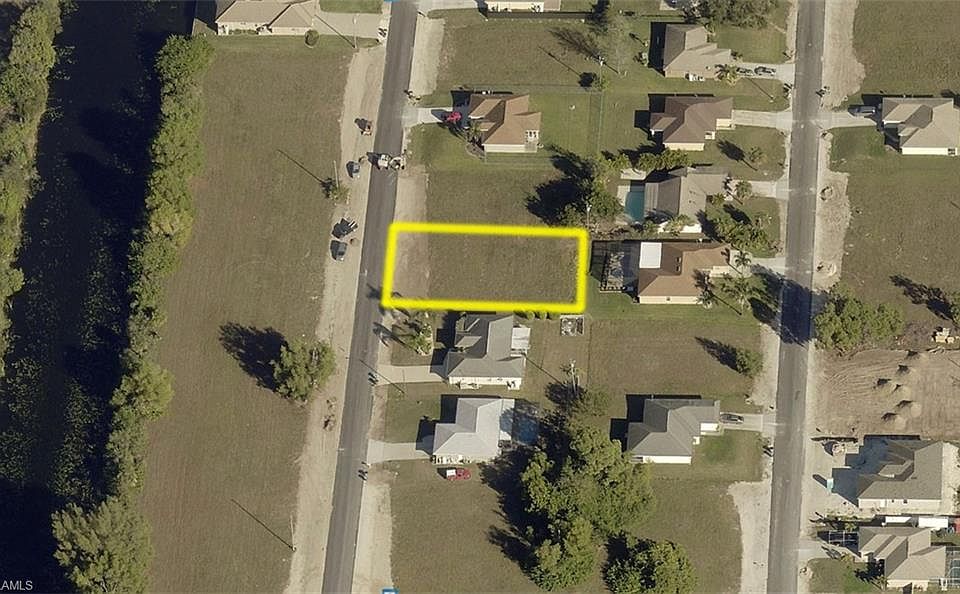 2nd image of 1101 NE 6th Ave
