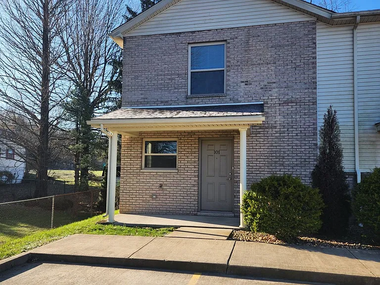 100 Willow View Ln #401 — Photo 5