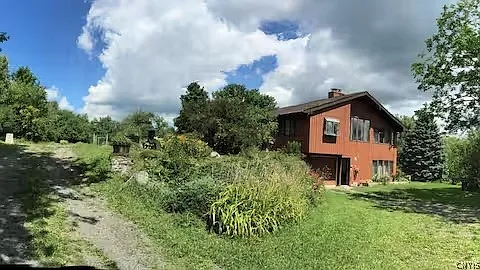 5251 Irish Ridge Rd — Photo 34