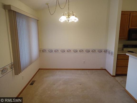 3rd image of 9250 Yorkshire Ln N
