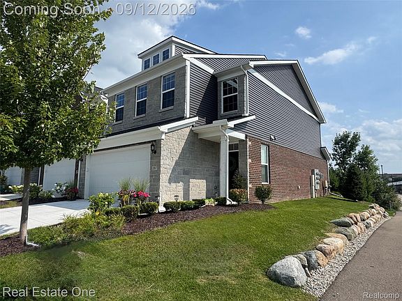 2nd image of 297 Strawberry Dr