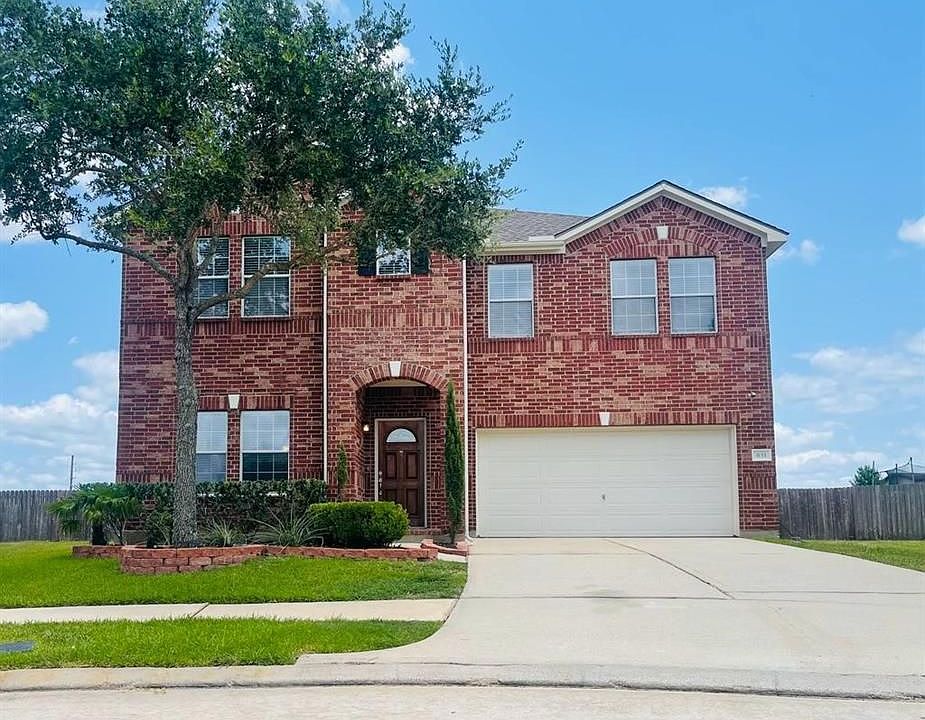 1st image of 611 Blue Oasis Ct