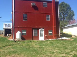 955 Mountain Hill Rd, Ringgold, VA 24586