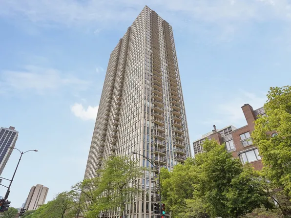 1660 N La Salle Dr APT 3606, Chicago, IL 60614