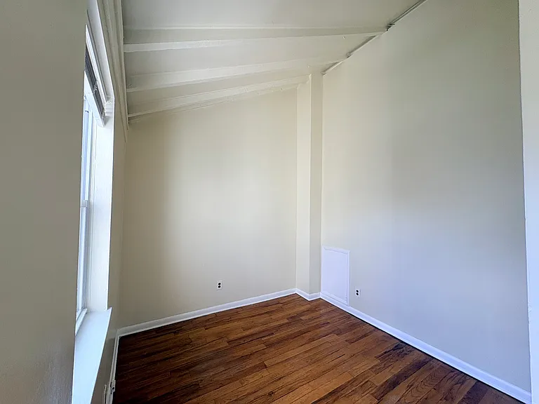 1512 Naudain St #2 — Photo 11