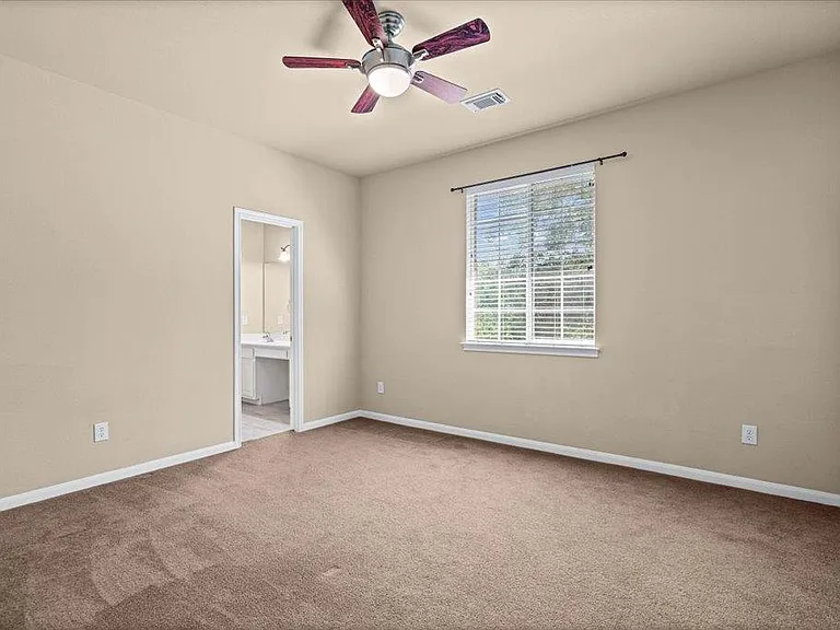 6925 Larue Belle Cv — Photo 24