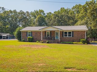 102 Aldrin St, Tullahoma, TN 37388