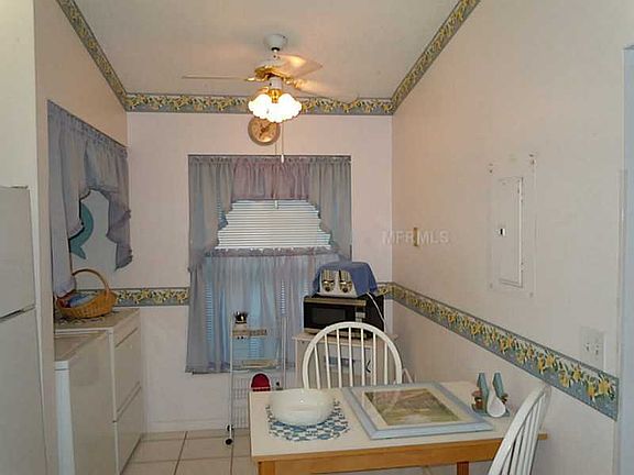 4th image of 12202 Fox Chase Dr