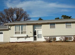 605 W 15th St, Russell, KS 67665