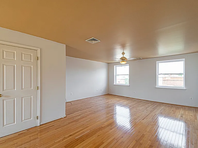 1635 E Passyunk Ave — Photo 15