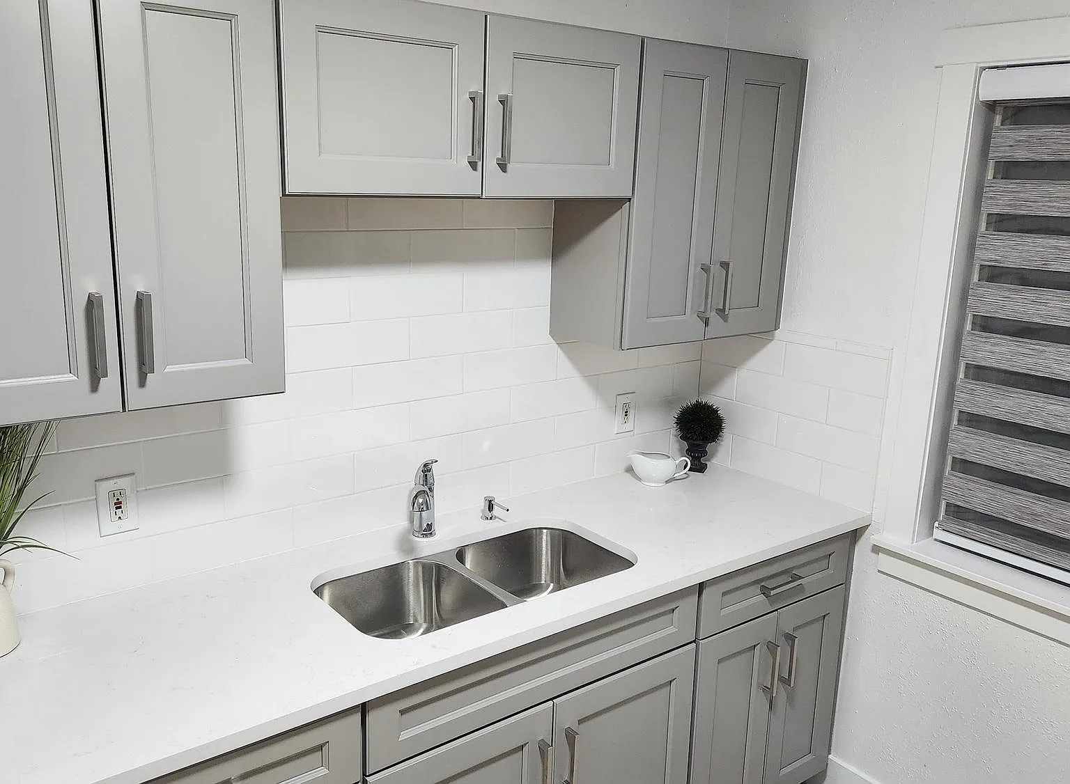 2 bed, 750 sqft, $1,425 — Photo 2