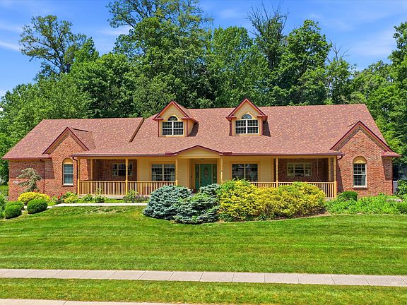 3rd image of 5744 Hickory Woods Dr