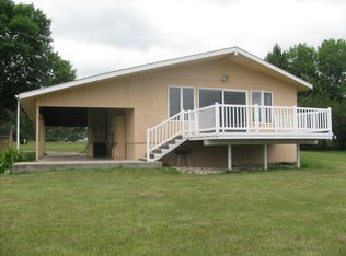 48540 142nd St, Big Stone City, SD 57216