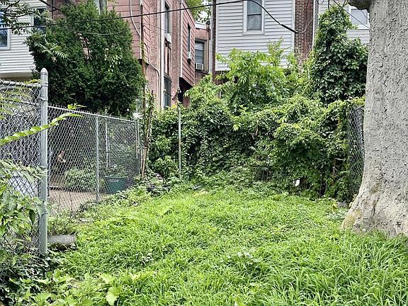 2nd image of 134 N Salford St