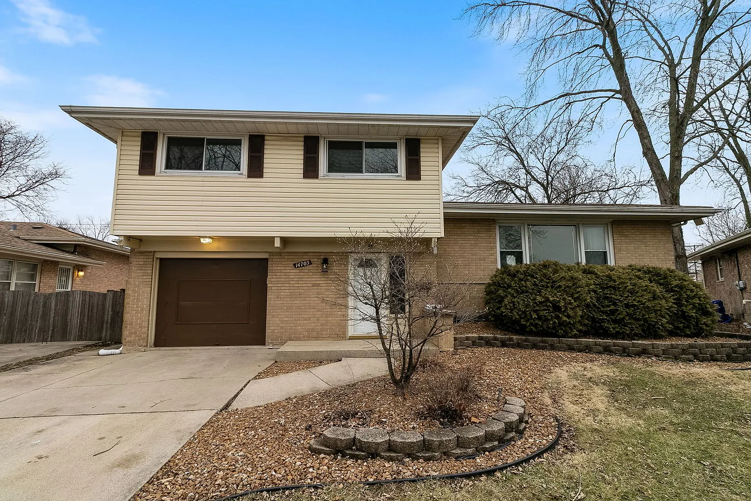 14705 Parkside Dr photo 1