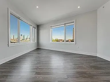 658 Grand St #3 — Photo 9