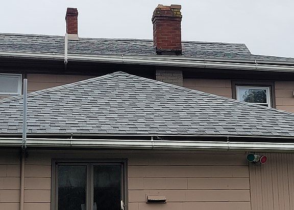 5th image of 457 Sullivan St