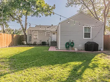 809 E Mulkey St — photo 2