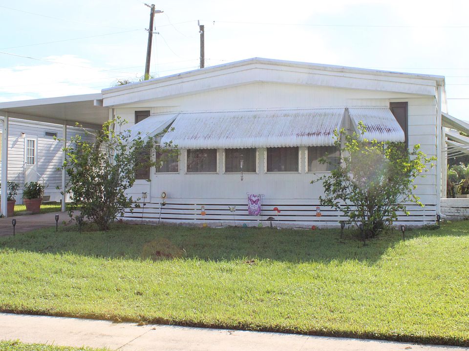 2nd image of 4034 SANDPINE Circle