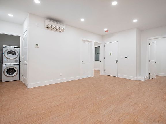 3rd image of 428 E 14th St #2L