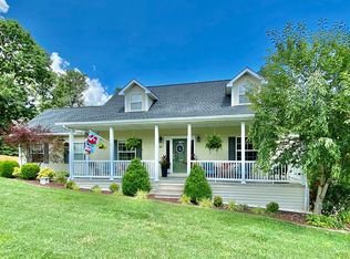 35 Rolling Ln, Columbia, KY 42728