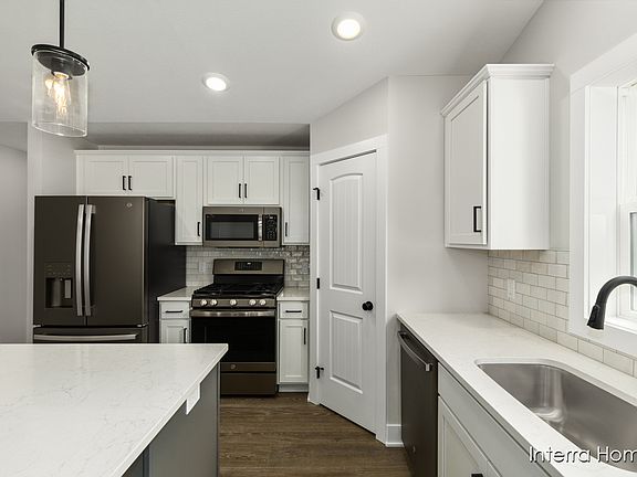 3rd image of 12358 Hawley Dr