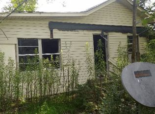 503 S Walnut St, Fordyce, AR 71742