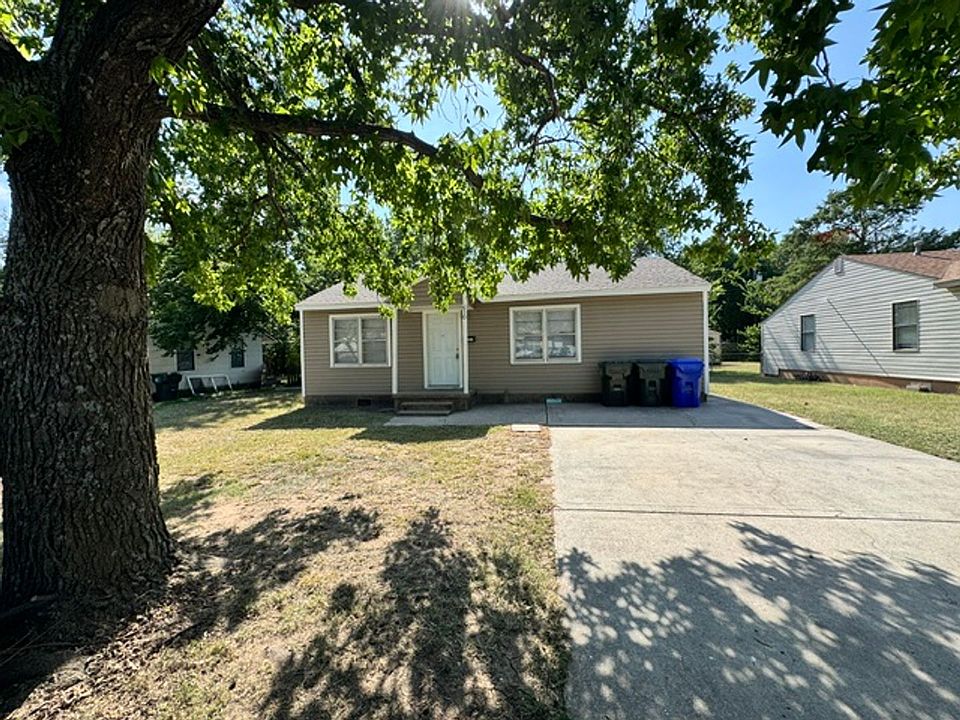 1st image of 610 Rancho Dr