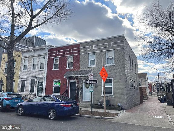 2nd image of 1609 Gales St NE