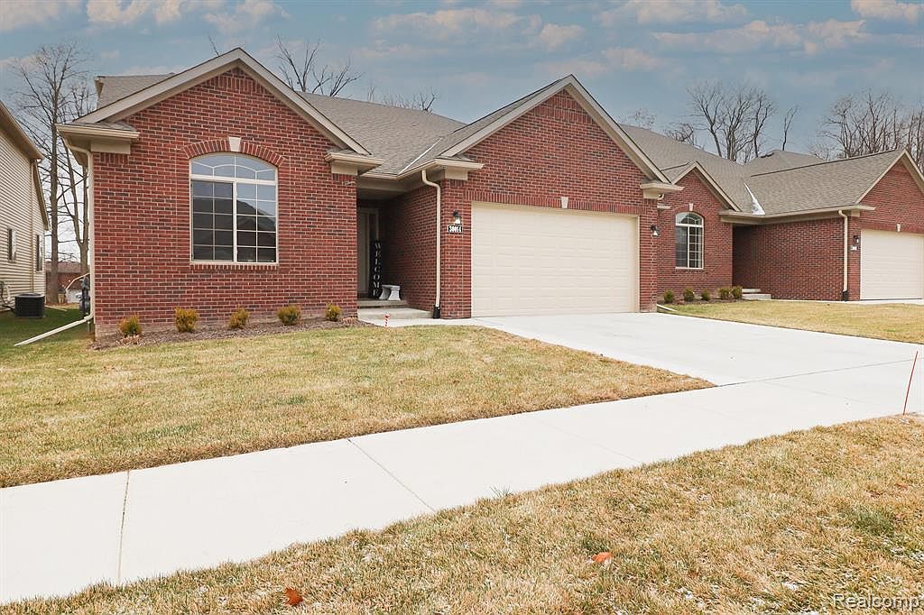 30014 Camden Cir, New Baltimore, MI 48051 Zillow