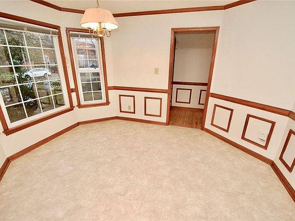 3rd image of 4317 Mountainleaf Ct